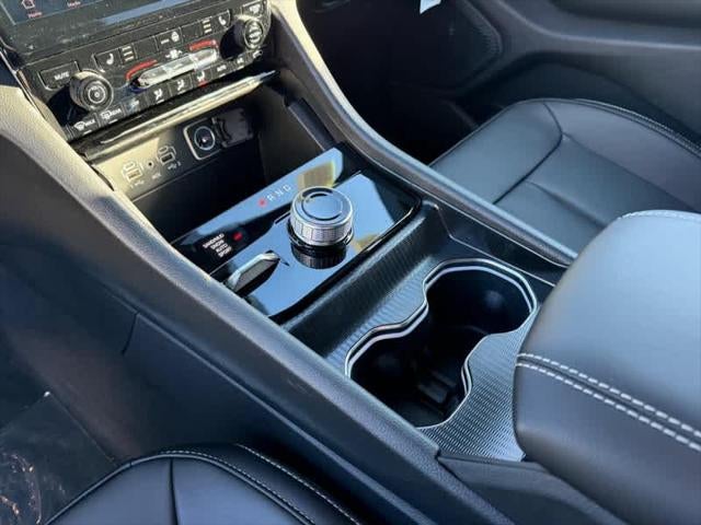 2025 Jeep Grand Cherokee L L LIMITED 4X4