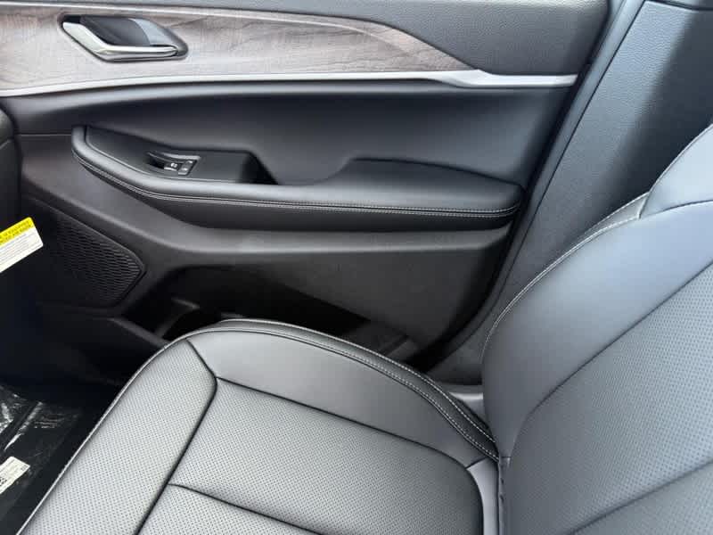 2025 Jeep Grand Cherokee L L LIMITED 4X4