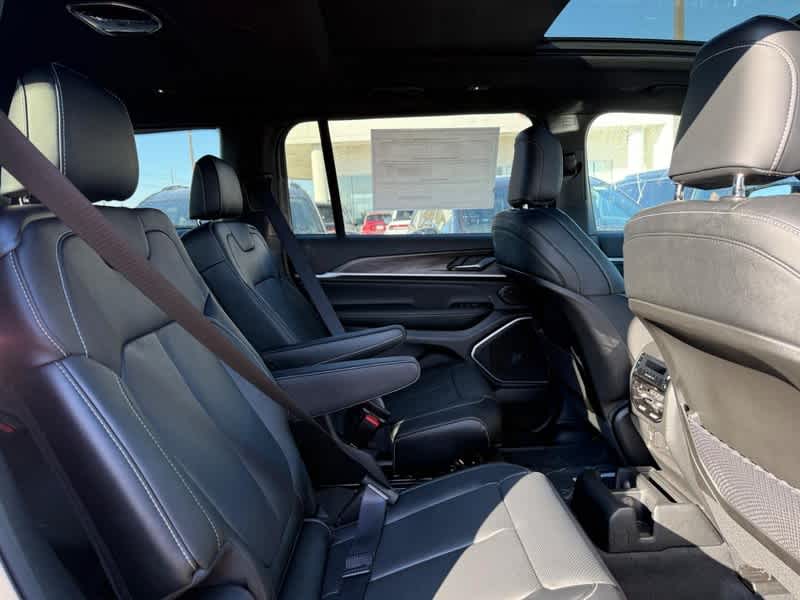 2026 Jeep Grand Cherokee L L LIMITED RESERVE 4X4