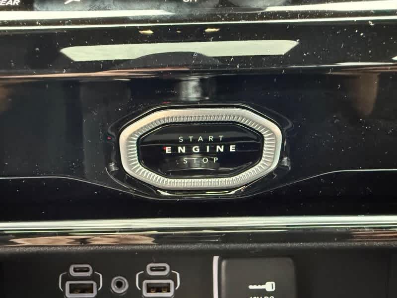 2026 Jeep Grand Cherokee L L LIMITED RESERVE 4X4