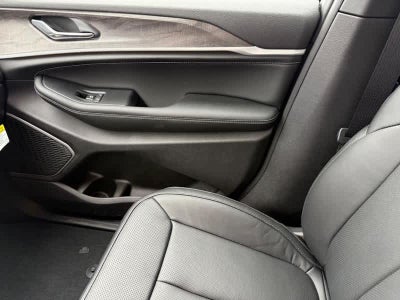 2026 Jeep Grand Cherokee L L LIMITED RESERVE 4X4