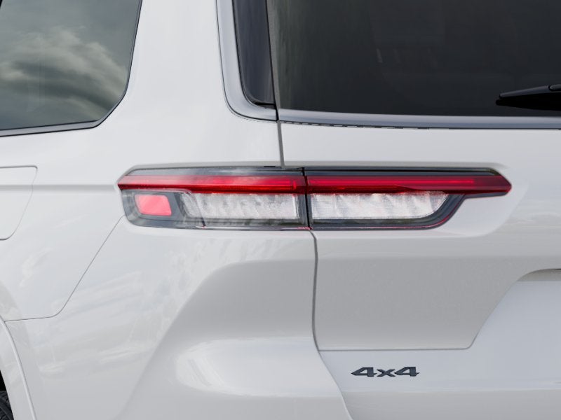 2027 Jeep Grand Cherokee L L LIMITED RESERVE 4X4