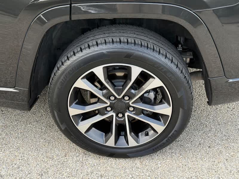 2022 Jeep Grand Cherokee L Overland 4x4