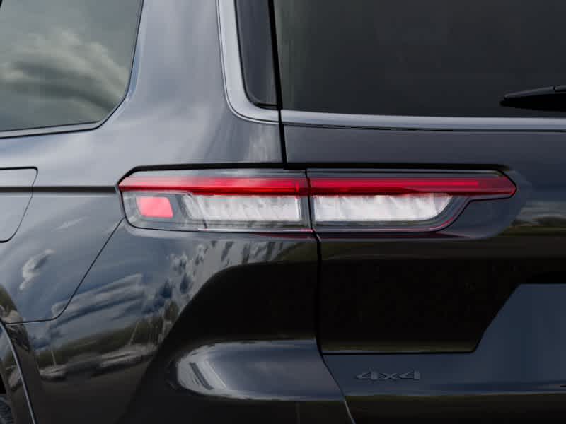 2027 Jeep Grand Cherokee L L SUMMIT 4X4