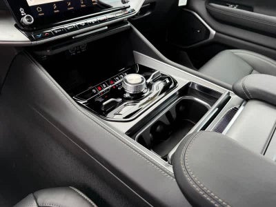 2026 Jeep Grand Wagoneer GRAND UPLAND 4X4