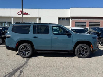 2026 Jeep Grand Wagoneer GRAND 4X4