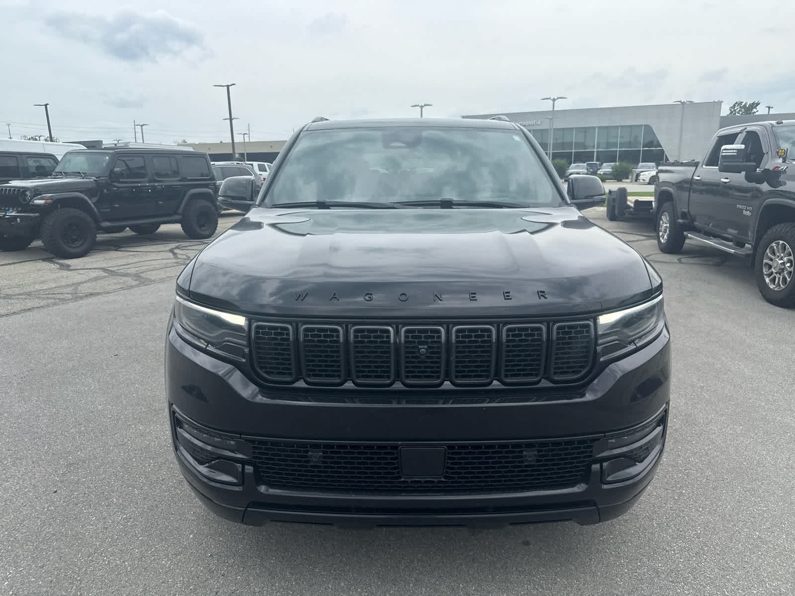 2024 Jeep Wagoneer Series II Carbide 4x4