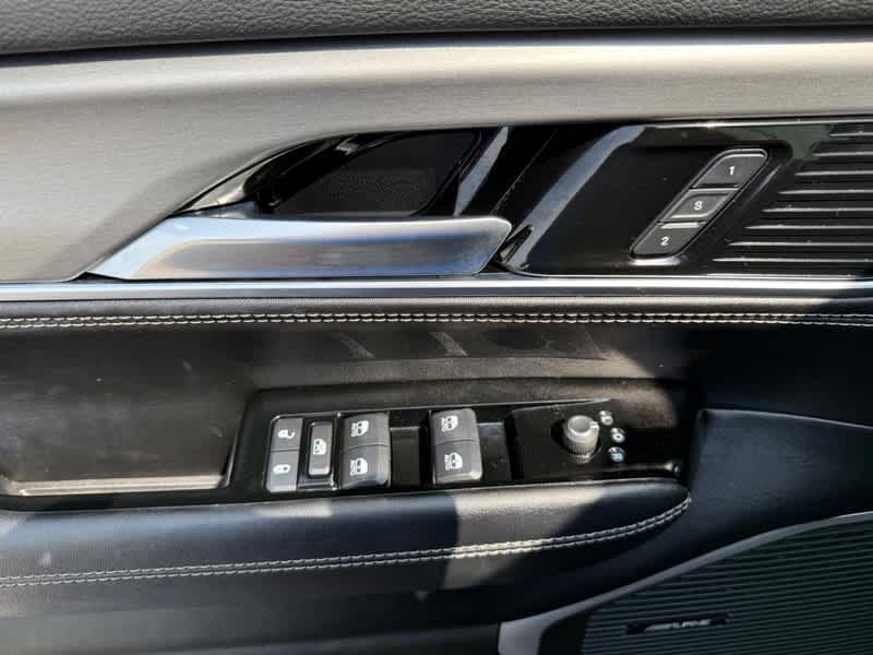 2024 Jeep Wagoneer Series II Carbide 4x4