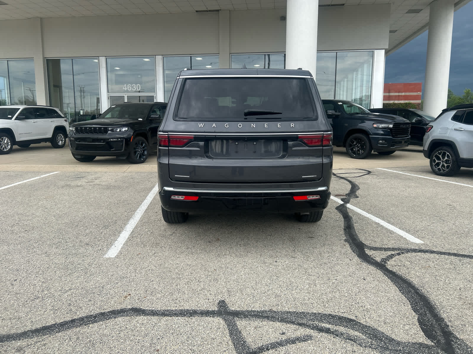 2022 Jeep Wagoneer Series II 4x4