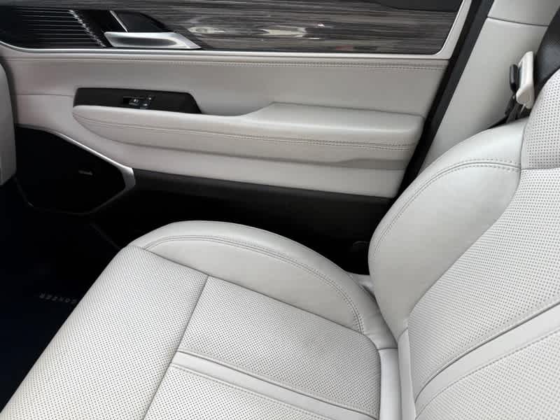 2022 Jeep Wagoneer Series III 4x4