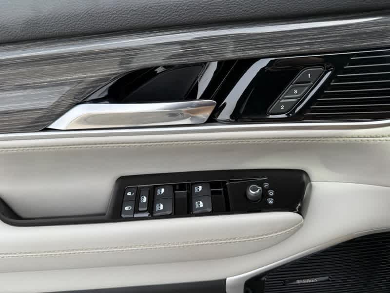 2022 Jeep Wagoneer Series III 4x4