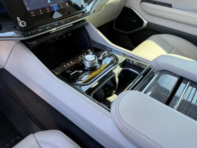 2022 Jeep Wagoneer Series III 4x4