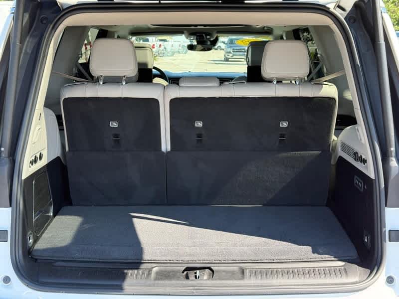 2022 Jeep Wagoneer Series III 4x4