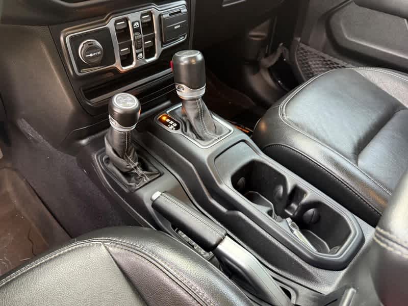 2022 Jeep Gladiator Overland 4x4