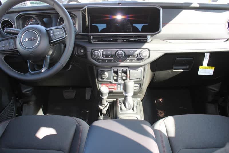 2025 Jeep Gladiator RUBICON 4X4