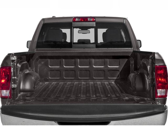 2017 RAM 1500 SLT Crew Cab 4x4 6'4' Box