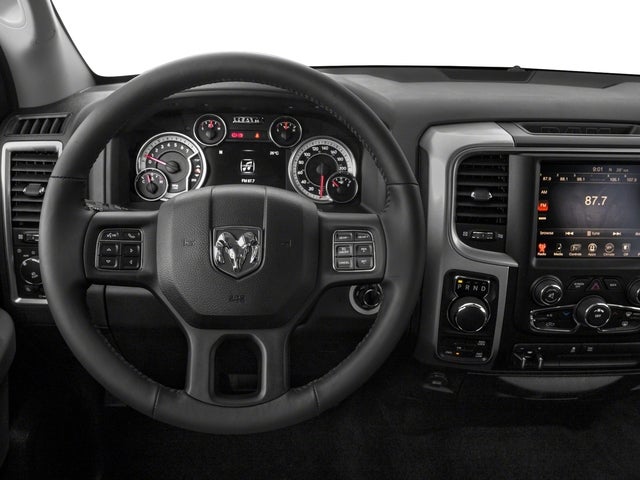 2017 RAM 1500 SLT Crew Cab 4x4 6'4' Box