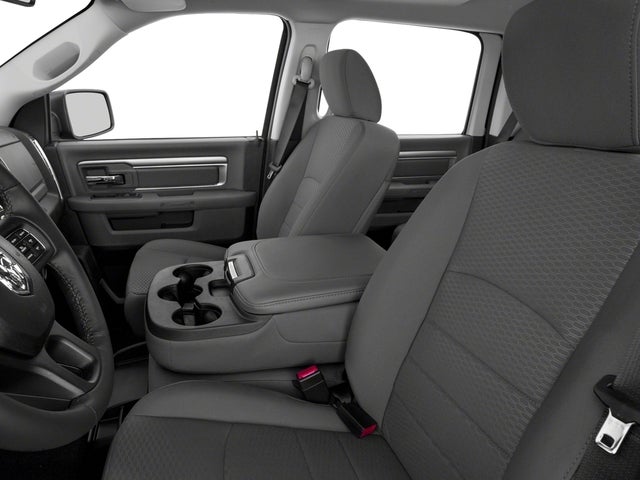 2017 RAM 1500 SLT Crew Cab 4x4 6'4' Box