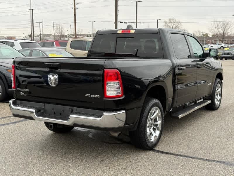 2022 RAM 1500 Big Horn Crew Cab 4x4 5'7' Box