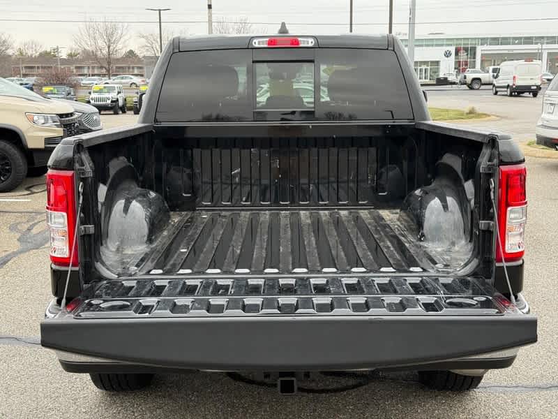 2022 RAM 1500 Big Horn Crew Cab 4x4 5'7' Box