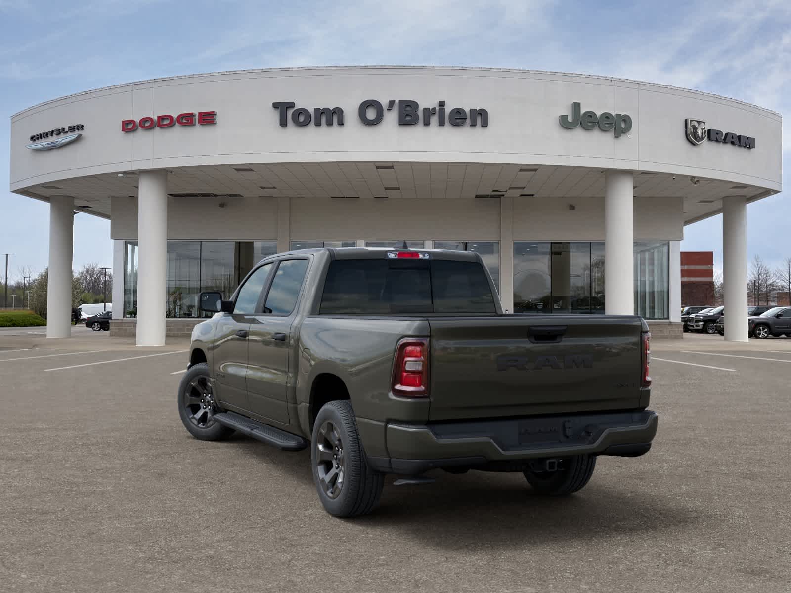 2026 RAM 1500 RAM 1500 EXPRESS CREW CAB 4X4 5'7' BOX