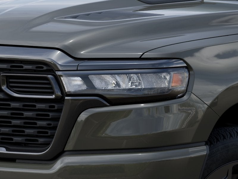 2026 RAM 1500 RAM 1500 EXPRESS CREW CAB 4X4 5'7' BOX