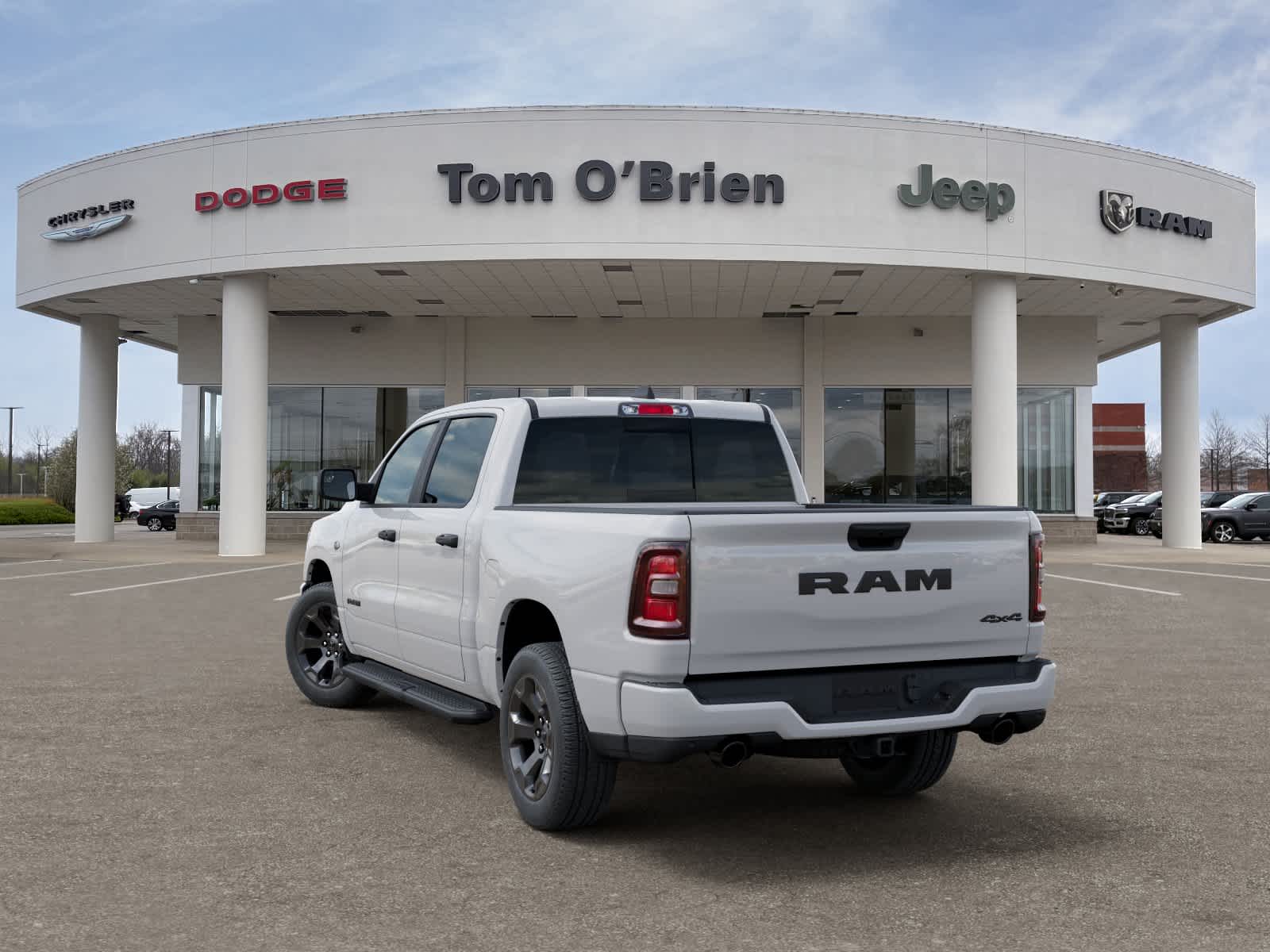 2026 RAM 1500 RAM 1500 EXPRESS CREW CAB 4X4 5'7' BOX