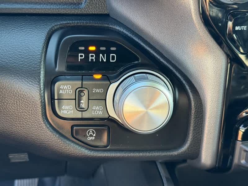 2023 RAM 1500 Laramie Crew Cab 4x4 5'7' Box