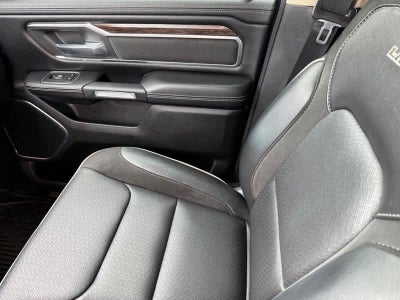 2020 RAM 1500 Laramie Crew Cab 4x4 5'7' Box