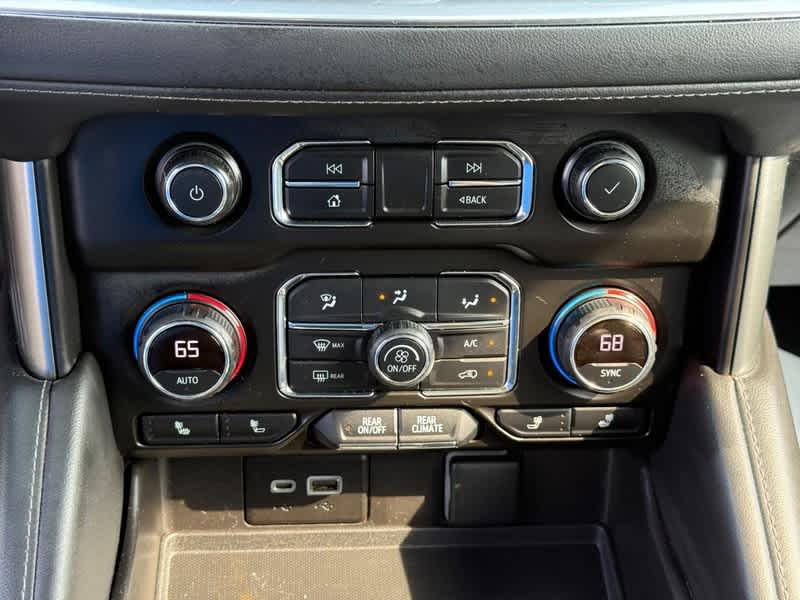 2021 Chevrolet Suburban 4WD LT