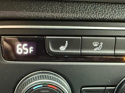 2021 Volkswagen Atlas 3.6L V6 SE w/Technology R-Line