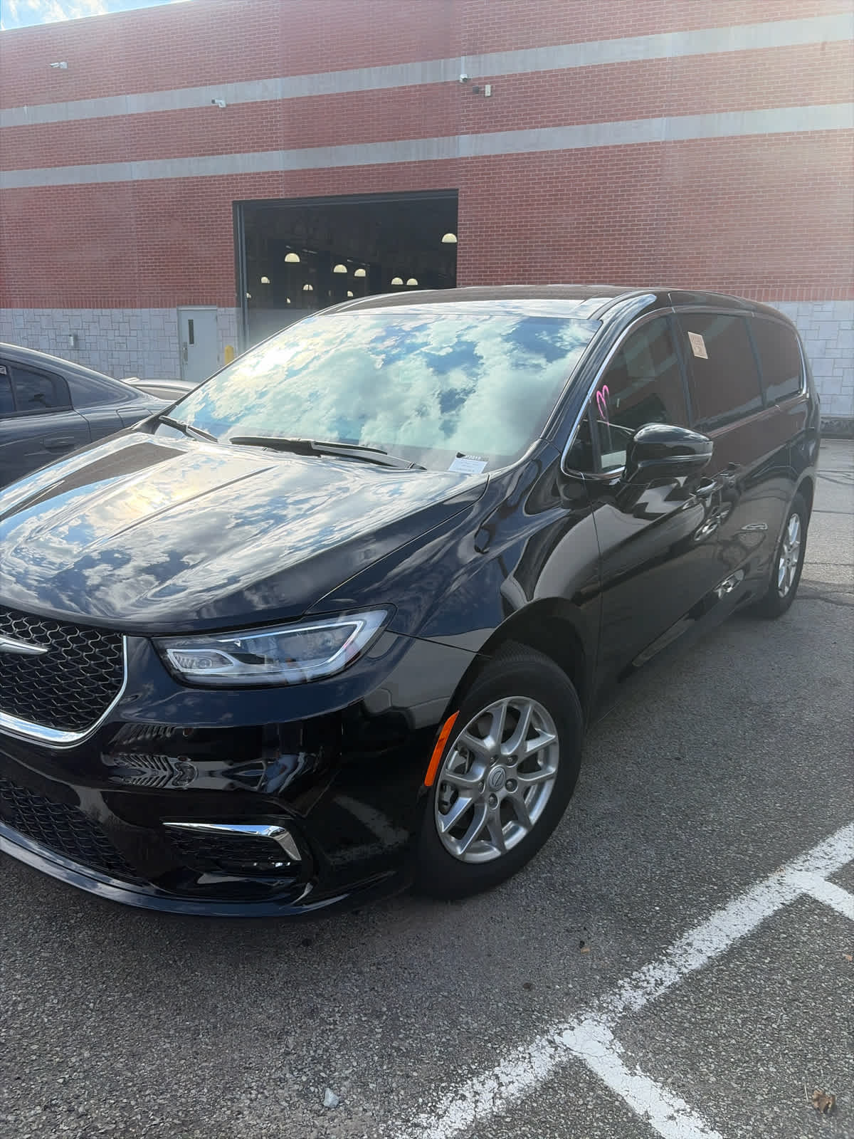 2025 Chrysler Pacifica Select