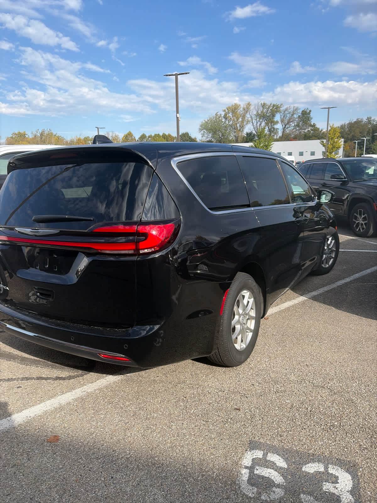 2025 Chrysler Pacifica Select