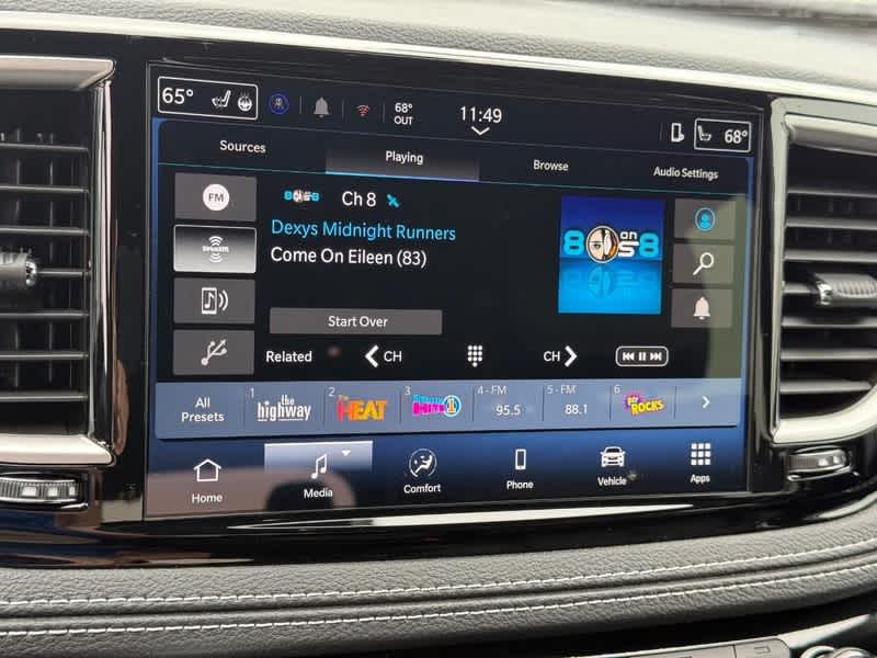 2026 Chrysler Pacifica SELECT