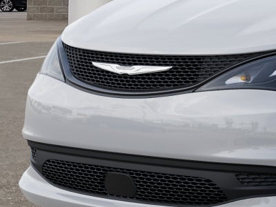 2026 Chrysler Voyager LX