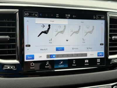 2026 Chrysler Voyager LX