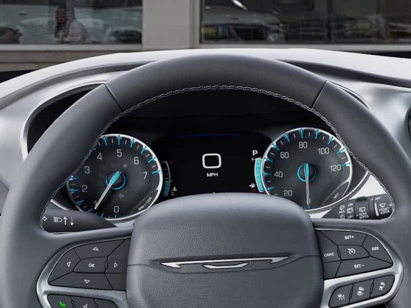 2027 Chrysler Pacifica LX