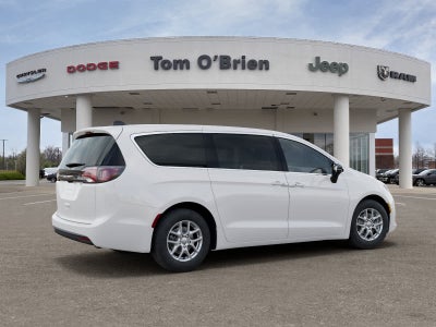 2027 Chrysler Pacifica LX