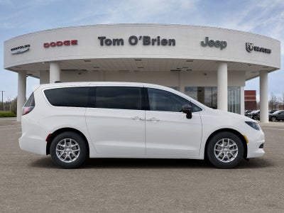2027 Chrysler Pacifica LX