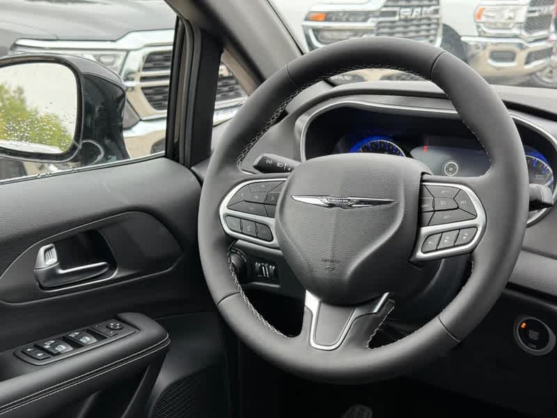 2026 Chrysler Voyager LX