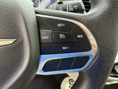 2020 Chrysler Pacifica Touring
