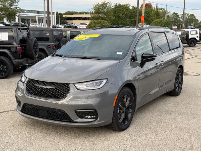 2025 Chrysler Pacifica Limited