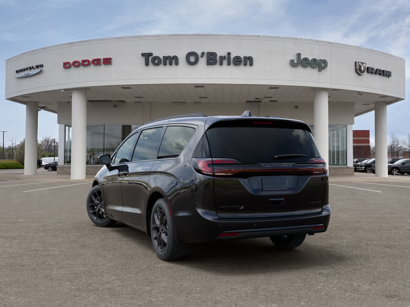 2027 Chrysler Pacifica LIMITED
