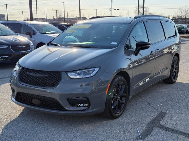 2025 Chrysler Pacifica Limited