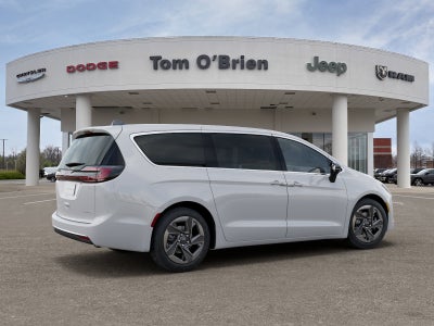 2027 Chrysler Pacifica LIMITED