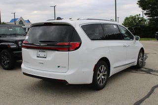 2024 Chrysler Pacifica Hybrid Pinnacle FWD in Indianapolis, IN - O'Brien Automotive Family