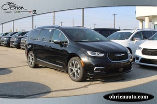 2024 Chrysler Pacifica Pinnacle FWD in Indianapolis, IN - O'Brien Automotive Family