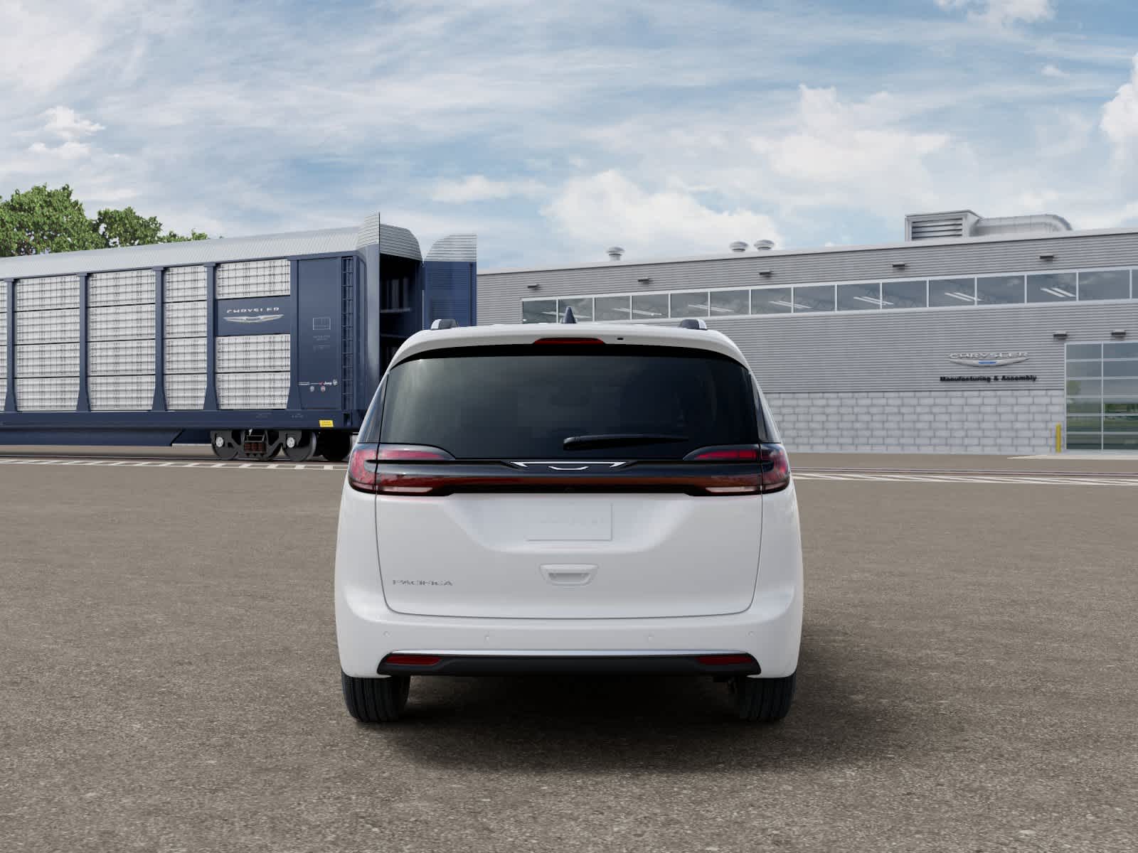 2027 Chrysler Pacifica Pinnacle - FWD