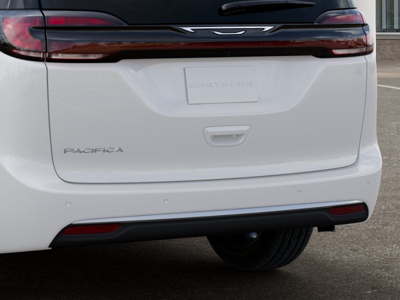2027 Chrysler Pacifica Pinnacle - FWD