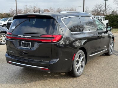 2026 Chrysler Pacifica PINNACLE